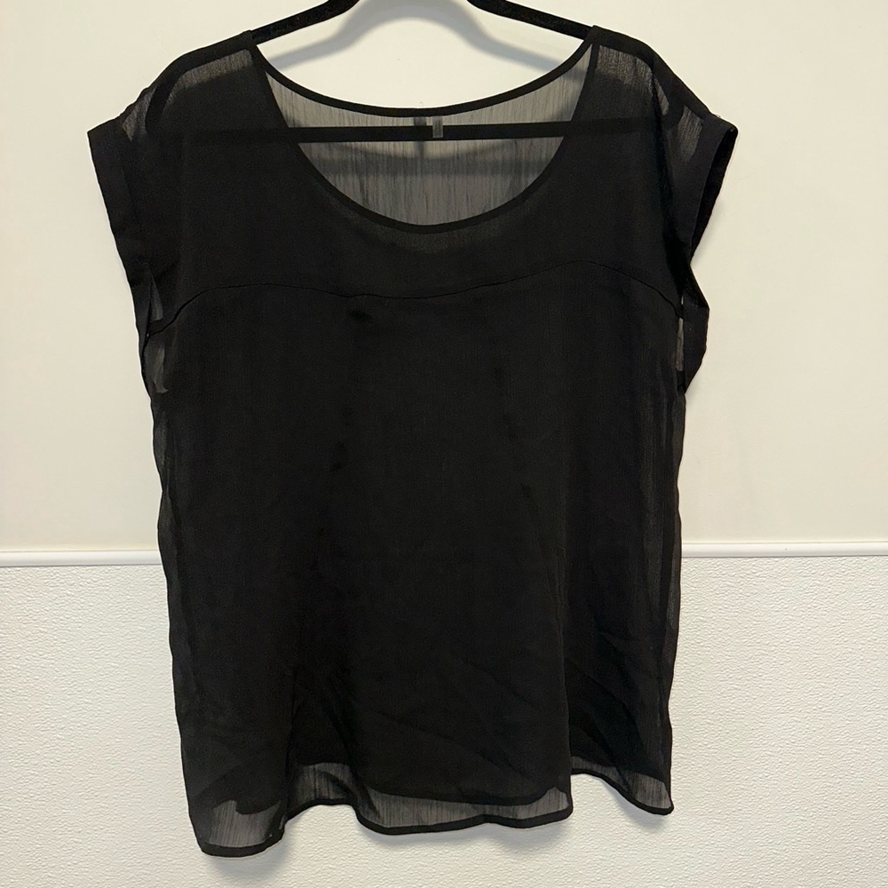 Women's Studio Y Top Size L Black Blouse Silver Accents - Picture 7 of 7